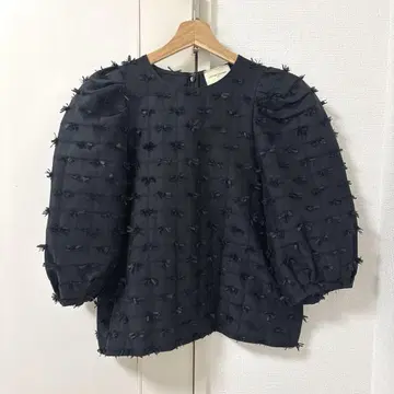 UNITED ARROWS 리본 컷 자카드 8SL 블라우스
