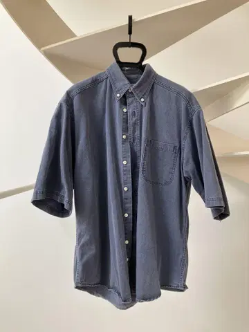 다크 블루 버튼 다운 반팔 셔츠 USA제