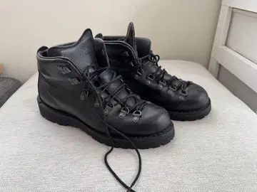 Danner 마운틴 라이트 GORE-TEX 가죽 31520X