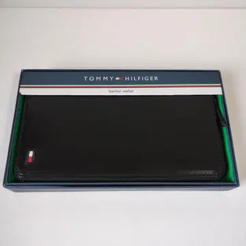 TOMMY HILFIGER 블랙 가죽 장지갑