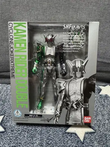 S.H.Figuarts 가면라이더 W 사이클론 조커 익스트림