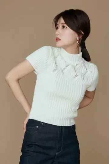 Audire Diamond knit tops (Ivory)
