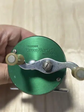 BRONSON Green Hornet No. 2200 베이트릴