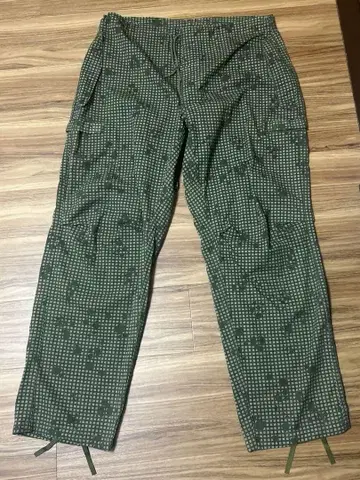 독일군 카고 팬츠 카모플라쥬 밀리터리 군용 바지 M 사이즈 상당