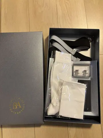 화이트/블랙 서스펜더
