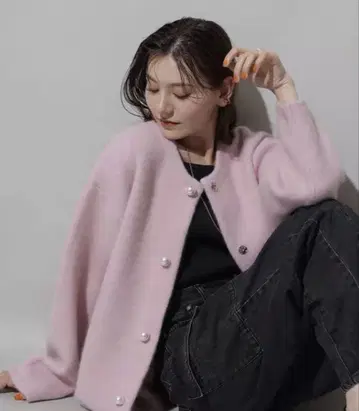 핑크 울 혼방 펄 버튼 가디건 긴팔