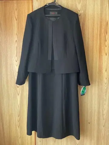 REVE 도쿄 소와르 예복 17호