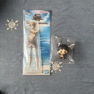 진격의 거인 제일복권 빅 아크릴 스탠드 엘렌 쵸코놋코 엘렌