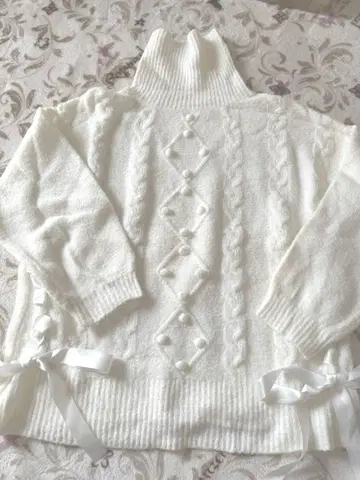 Ank Rouge 화이트 케이블 니트 긴팔 스웨터