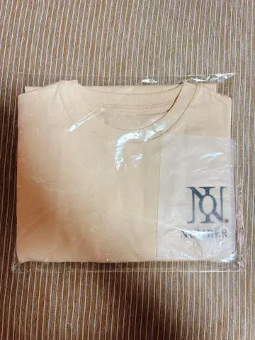 Number_i BON 셔츠