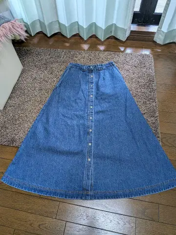 슬로브 이에나 LE DENIM BD 프론트 플레어 데님 스커트