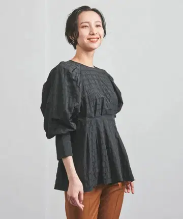UNITED ARROWS 턱 퍼프 슬리브 블라우스 블랙 페플럼 면 혼방