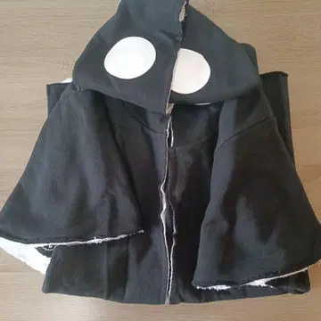 [ 새상품급 ] 메카쿠시단 카노 후드티