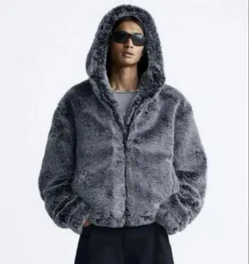 ZARA 후드 부착 그레이 퍼 자켓 완판템