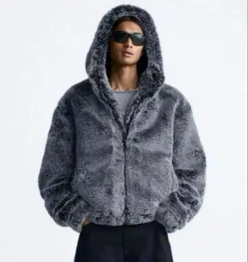 ZARA 후드 부착 그레이 퍼 자켓 완판템