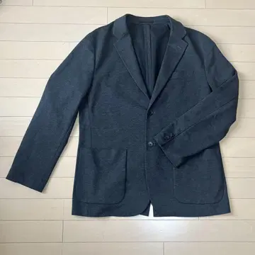 새상품급 UNIQLO 다크 그레이 컴포트 2B 자켓 XL 사이즈