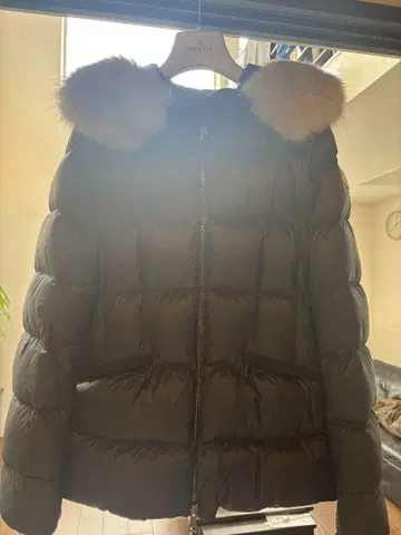 Moncler 블랙 다운 자켓