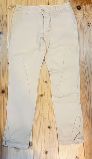 MHL. 베이지 치노 팬츠