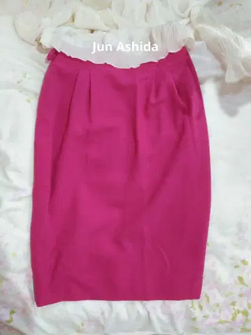 Jun Ashida 핑크 타이트 스커트