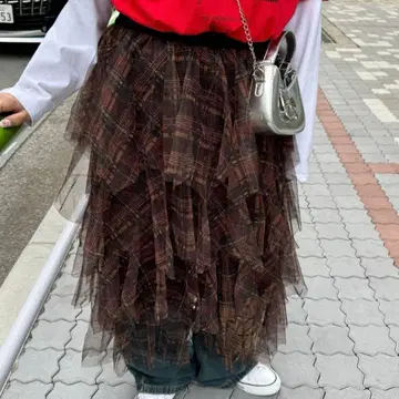 체크 무늬 티어드 샤샤 스커트