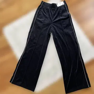 GU  벨로아 사이드 라인 풀온 팬츠