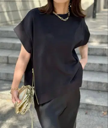 엠마테일러 라이트 종이상자 사이드 ZIP 크루넥 풀오버