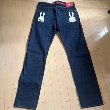 CUNE 다크 블루 스트레이트 데님 레어 36인치