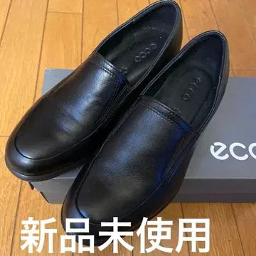 ECCO 블랙 로퍼 가죽