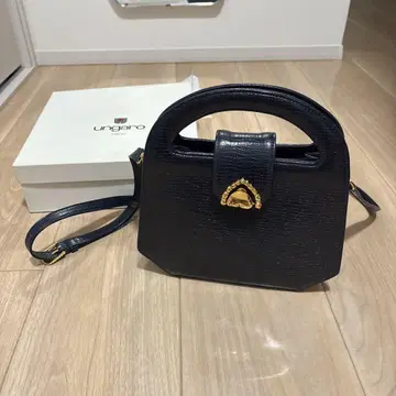 Ungaro 블랙 핸드백 악어 엠보싱