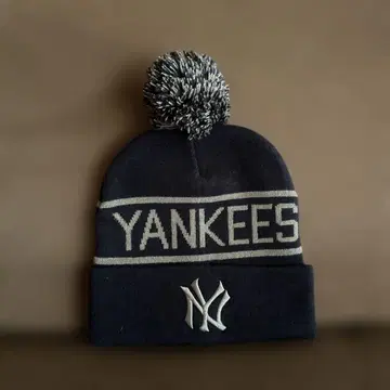 Yankees 폼폼 포함 니트 모자 네이비