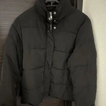 블랙 숏 다운 자켓