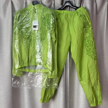 새상품 taakk EMBROIDERY WIND BREAKER pants