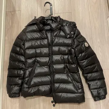 MONCLER 블랙 다운 자켓