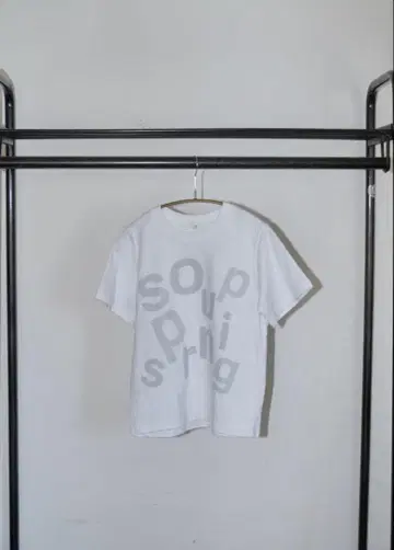 Open CLOSE Random logo T