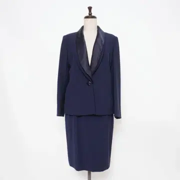새상품급 코지 아틀리에 셋업 스커트 수트 네이비 M 상당*GD906