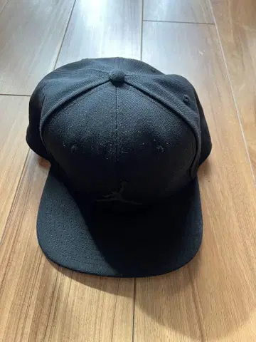 NIKE/JORDAN/CAP