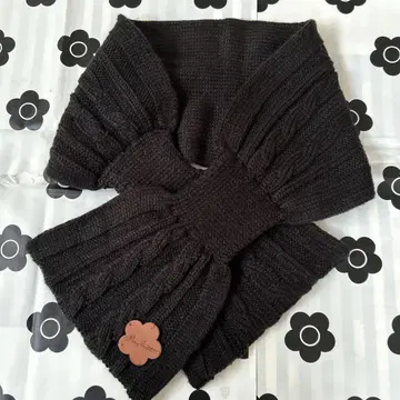MARY QUANT *케이블 니트 머플러