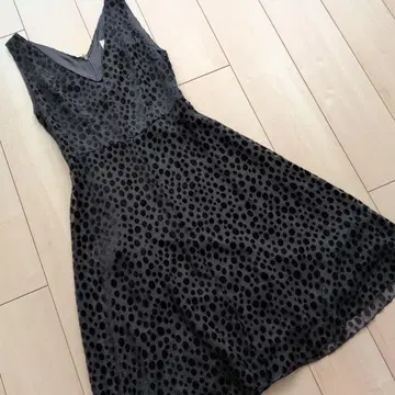 MINIMUM MINIMUM 도트 무늬 슬리브리스 원피스 S 블랙