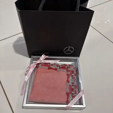 새상품 근자와 레이스 벤츠 손수건 게렌데 G 핑크