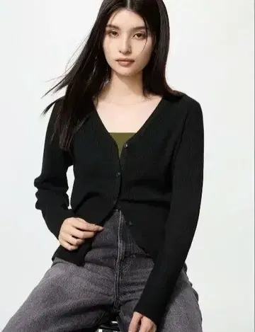 미사용 새상품 유니클로 워셔블 니트 리브 가디건 L