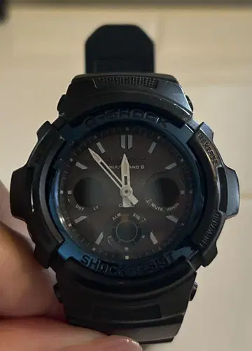 G-SHOCK 블랙 방수 기능 포함
