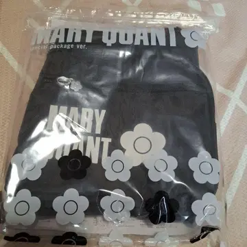 MARY QUANT 6 포켓 숄더백 새상품