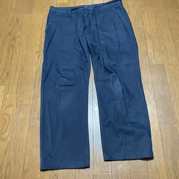 TOMMY HILFIGER 네이비 워크 팬츠 34/32