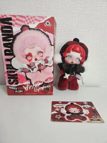POP MART SKULLPANDA Winter Symphony