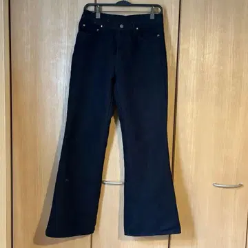 uk local raw vibes jeans gerald