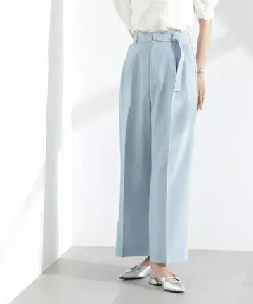 멜란지 드라이 벨트 포함 턱 와이드 팬츠