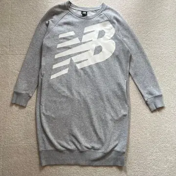 New Balance 로고 맨투맨 원피스 그레이 M MEDIUM