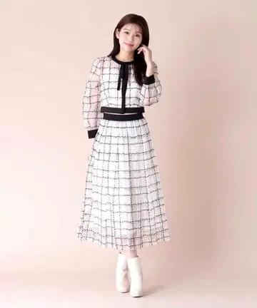 JILLSTUART 시어 체크 숏 기장 블라우스 & 스커트 세트