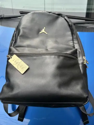 초레어 JORDAN 조던 블랙 골드 백팩