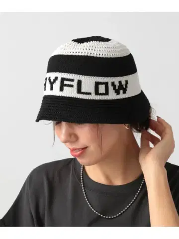 BAYFLOW 버킷햇 블랙/화이트